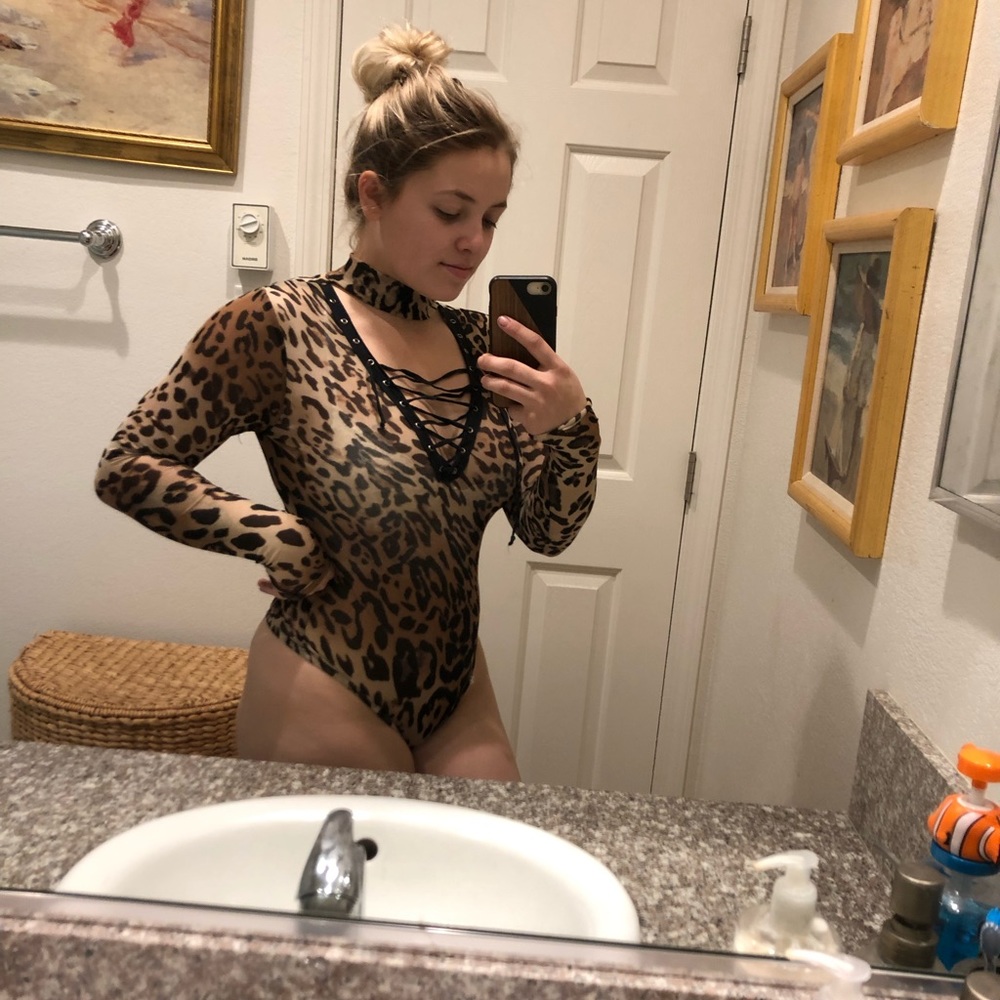 Body suit - Picture 6 of 6